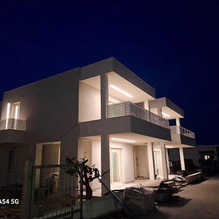 Residence Il Triangolo Roseto Degli Abruzzi Exterior photo